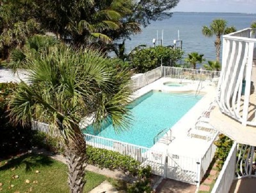 Community Pool Community Pool